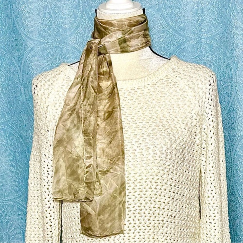 🌟 Designer Patricia Signed Silk Scarf